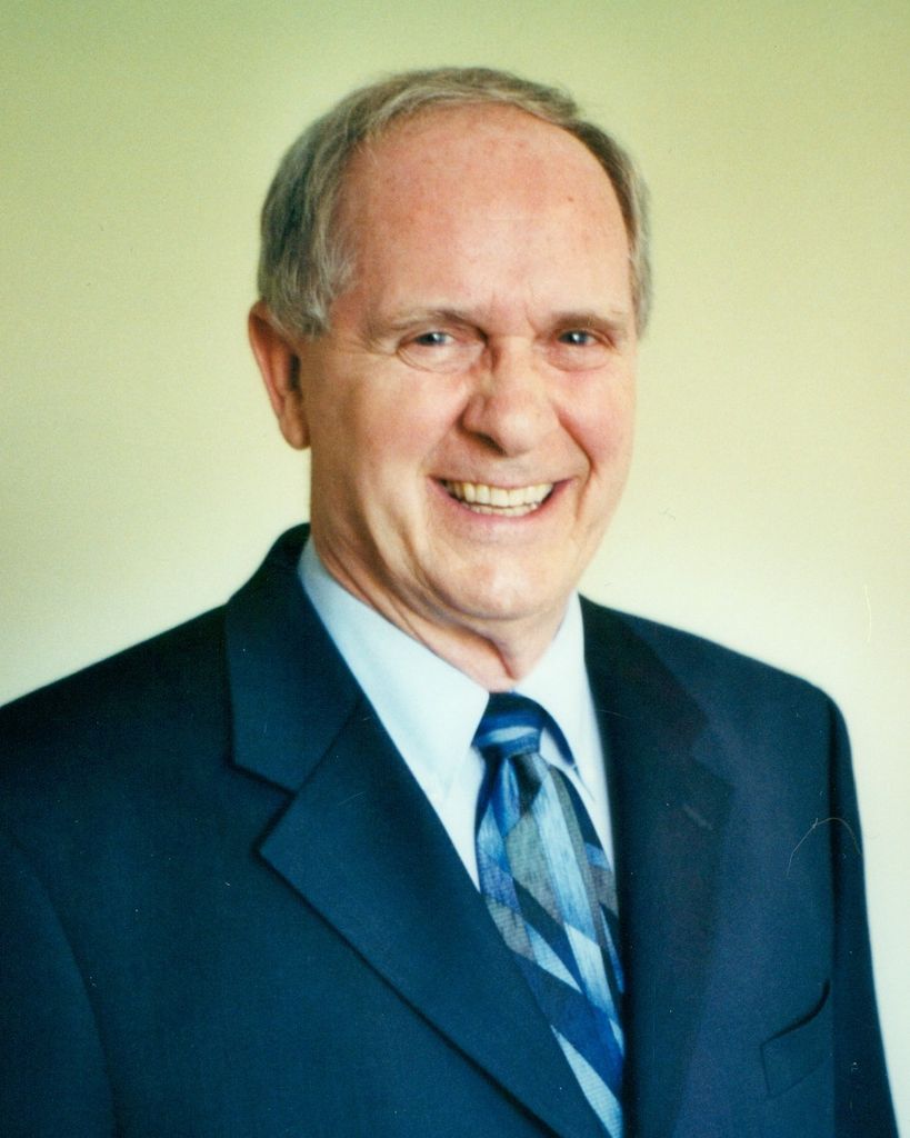 Russell Sandy Profile Photo