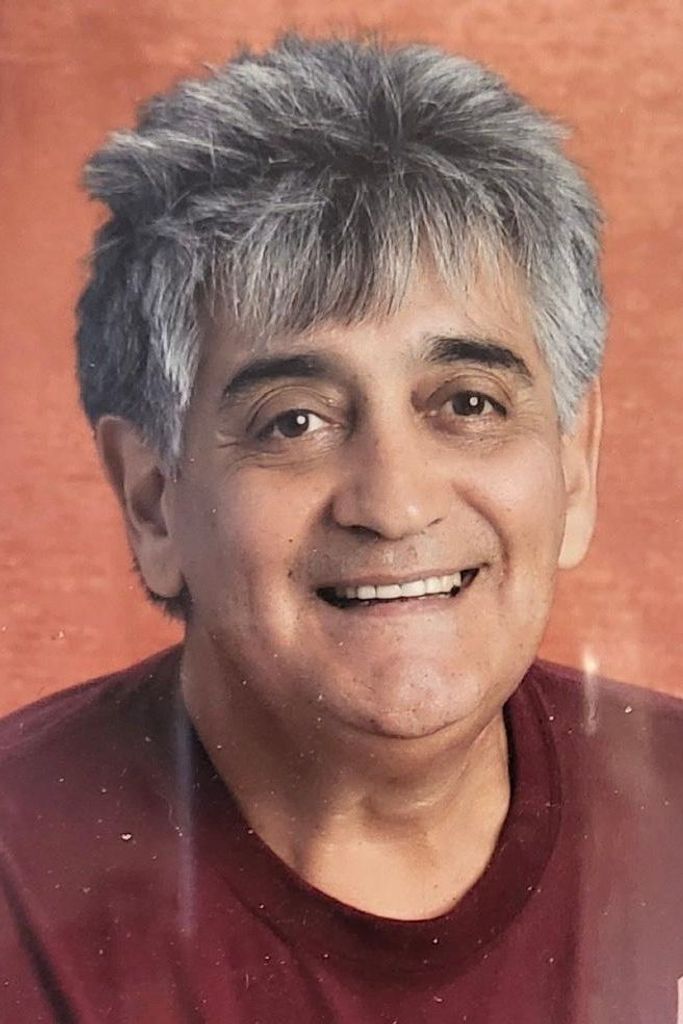 Robert Barrera Profile Photo