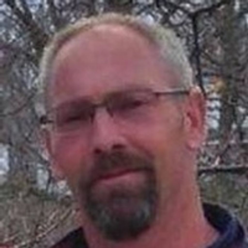Christopher D Kurth