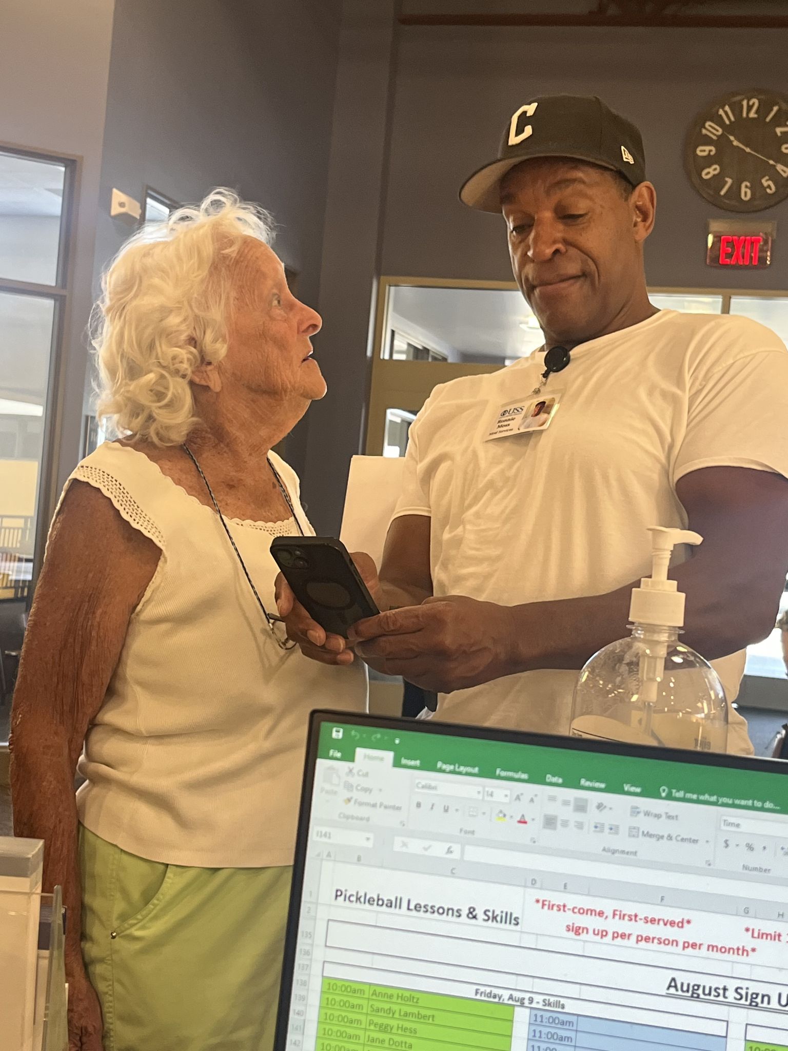 Ronnie Moss Obituary Nov 29, 2024 - Robert C. Henry Funeral Home