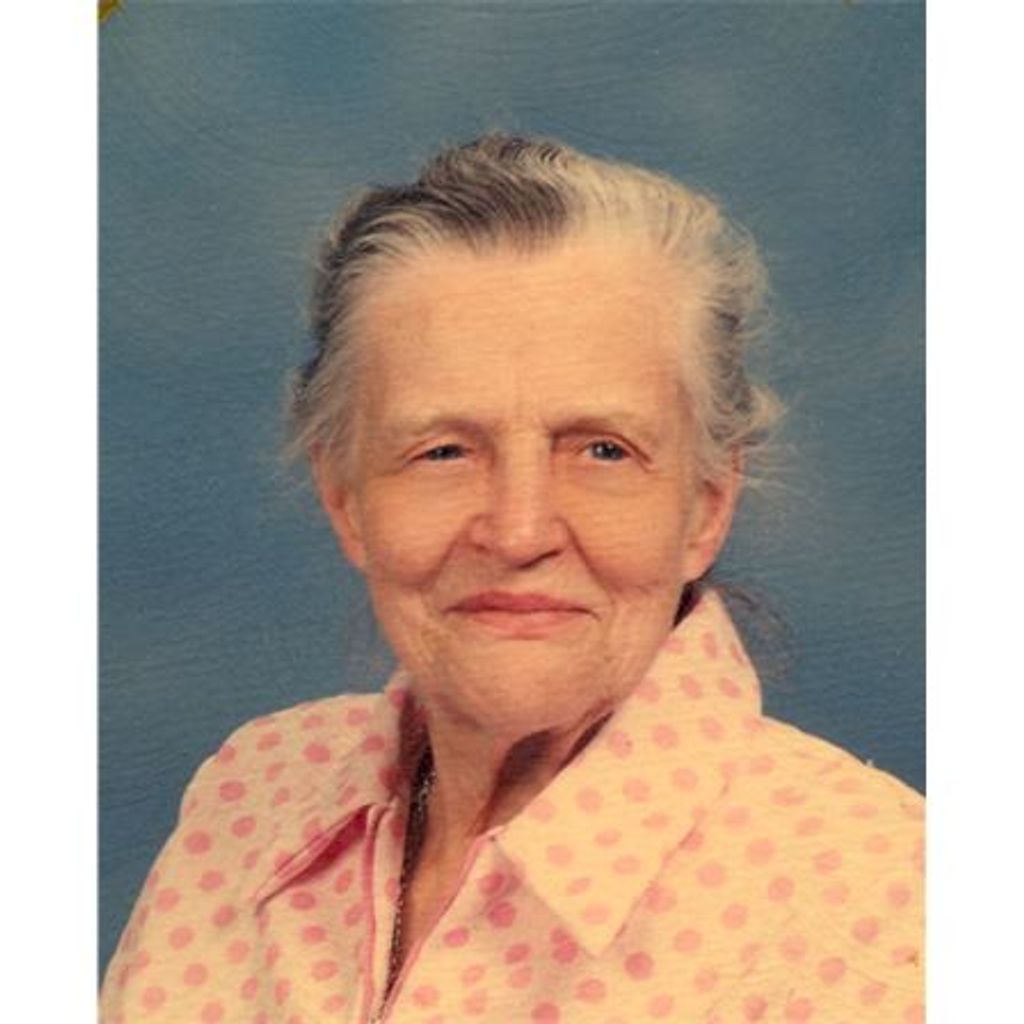Lola Grace Kantlehner