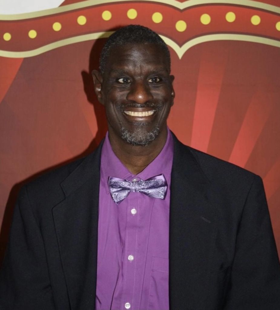 Benjamin Barton Profile Photo