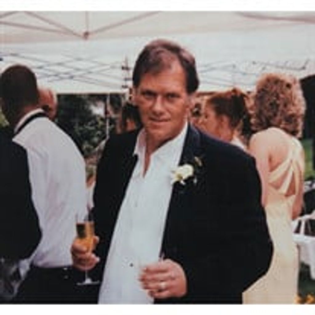 Robert Lund Profile Photo