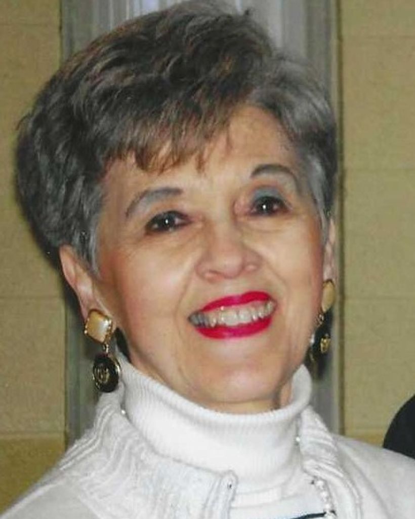 Philomena (Pope) Costanzo Profile Photo