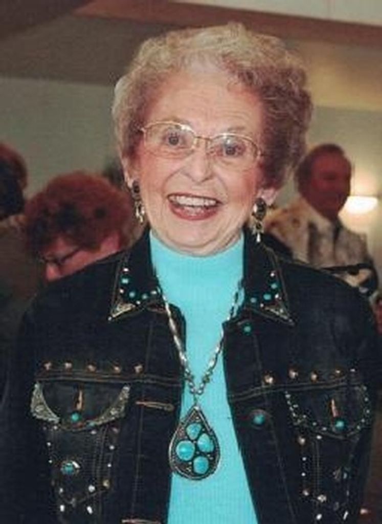 Phyllis Maxine Ouellette Profile Photo
