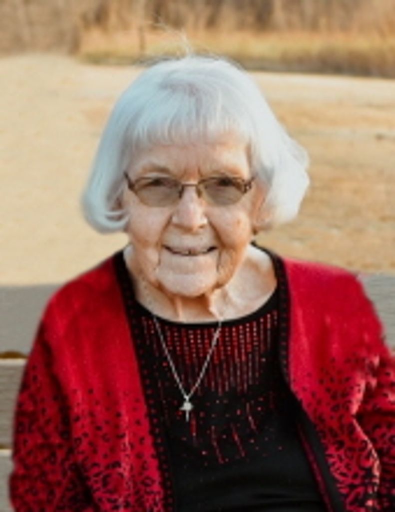 Emma "Granny Arlene" Wetzler