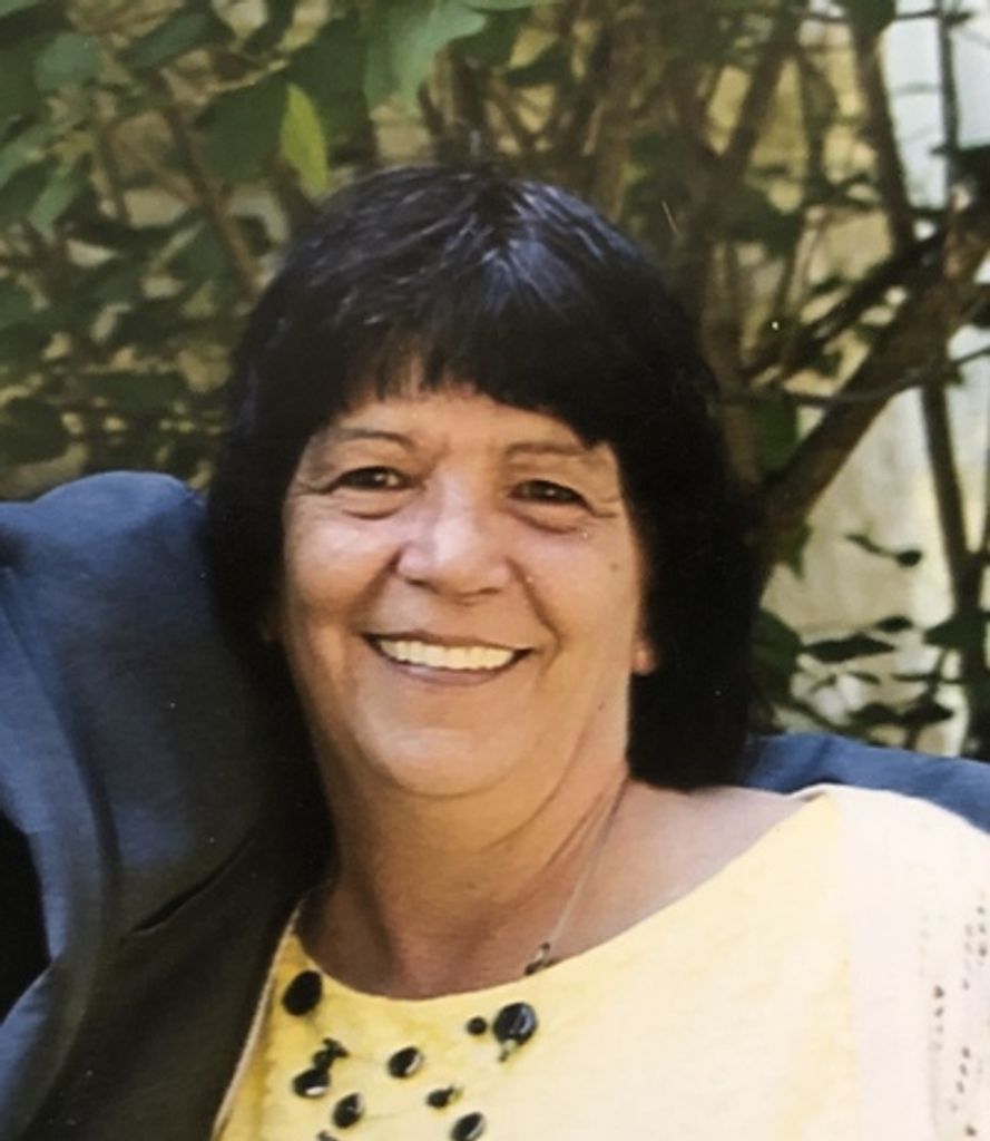 Joanne Grandchamp Profile Photo