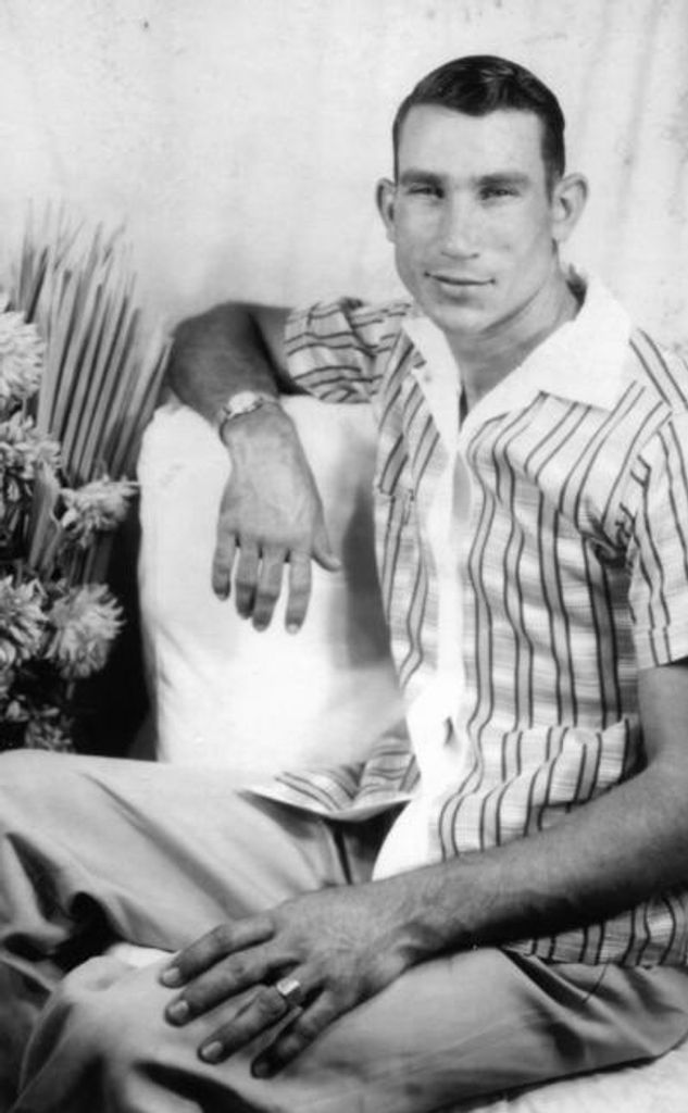 Vernon Hutsell Smith Profile Photo