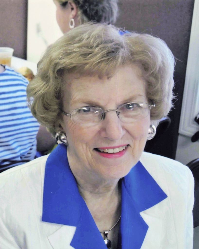 Evie Lee Harlow Tharp Profile Photo