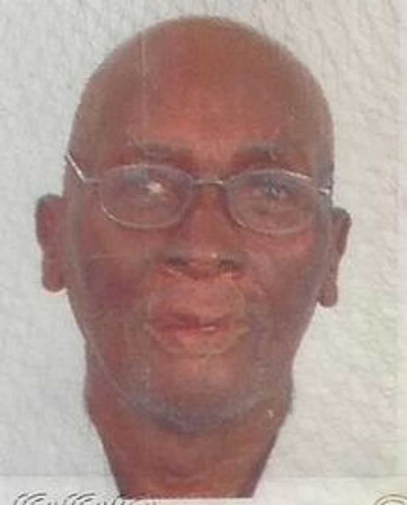 Mr Byron Smith