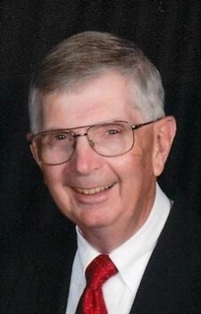 Kenneth E. Saxon Profile Photo