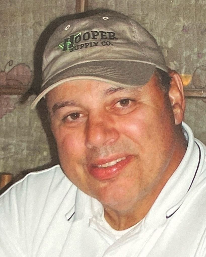 Robert Arnold Paredes