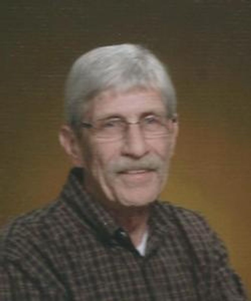 Earl Thomas &Quot;Tom&Quot; Nye