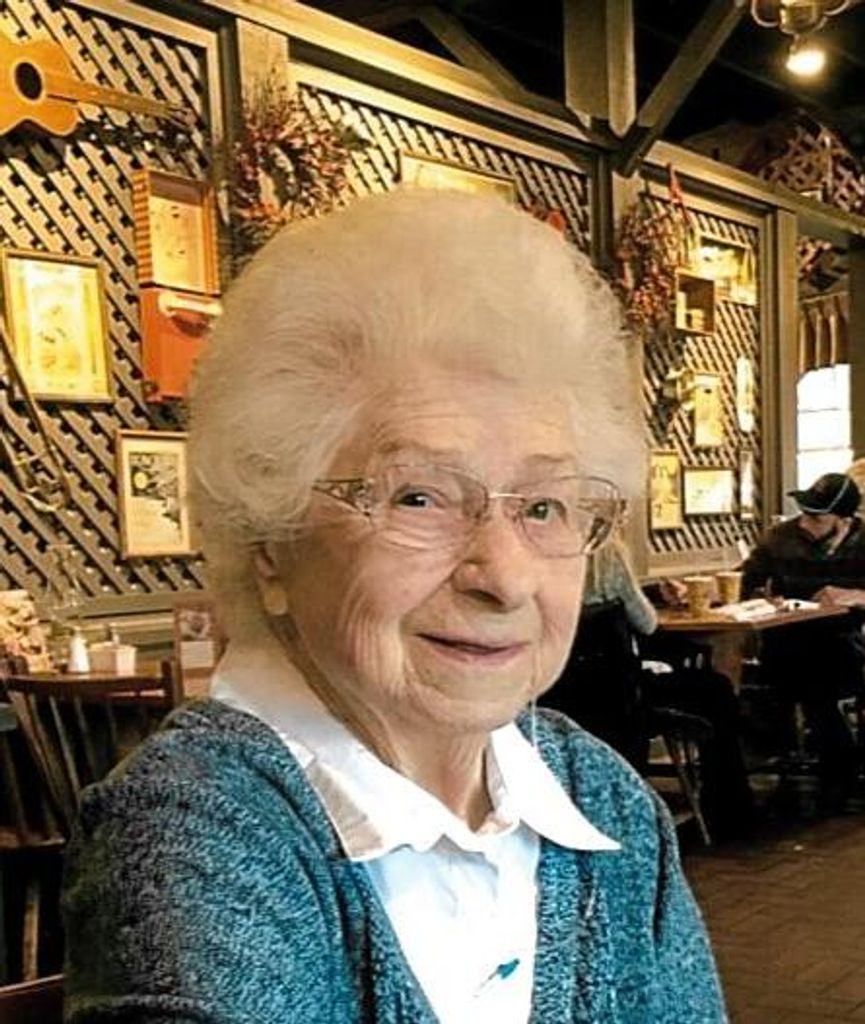 Wilda J (Richards)  Carr