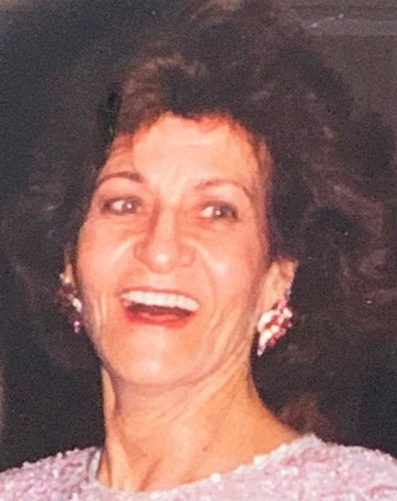 Angela Lomaglio Profile Photo