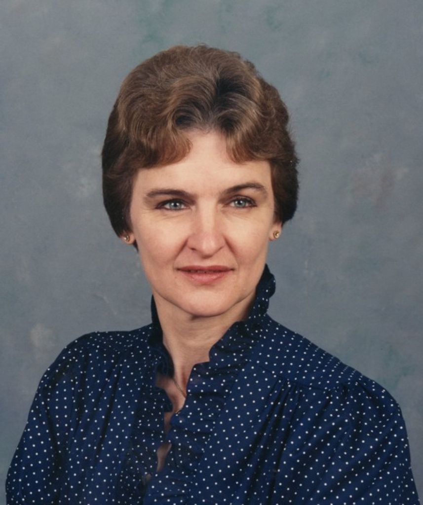 Caroline 'Jean' Schloegl Profile Photo