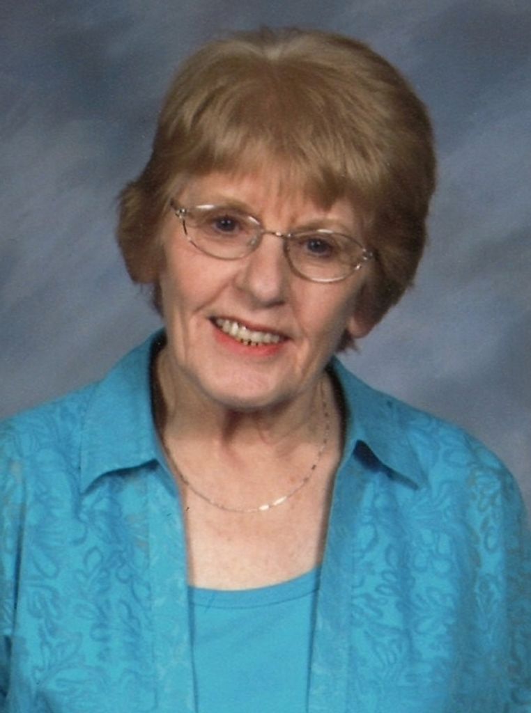 Lorraine Lintz Profile Photo