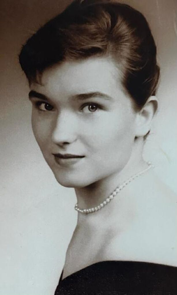 Karen Elaine (Loomis)  Scarafile