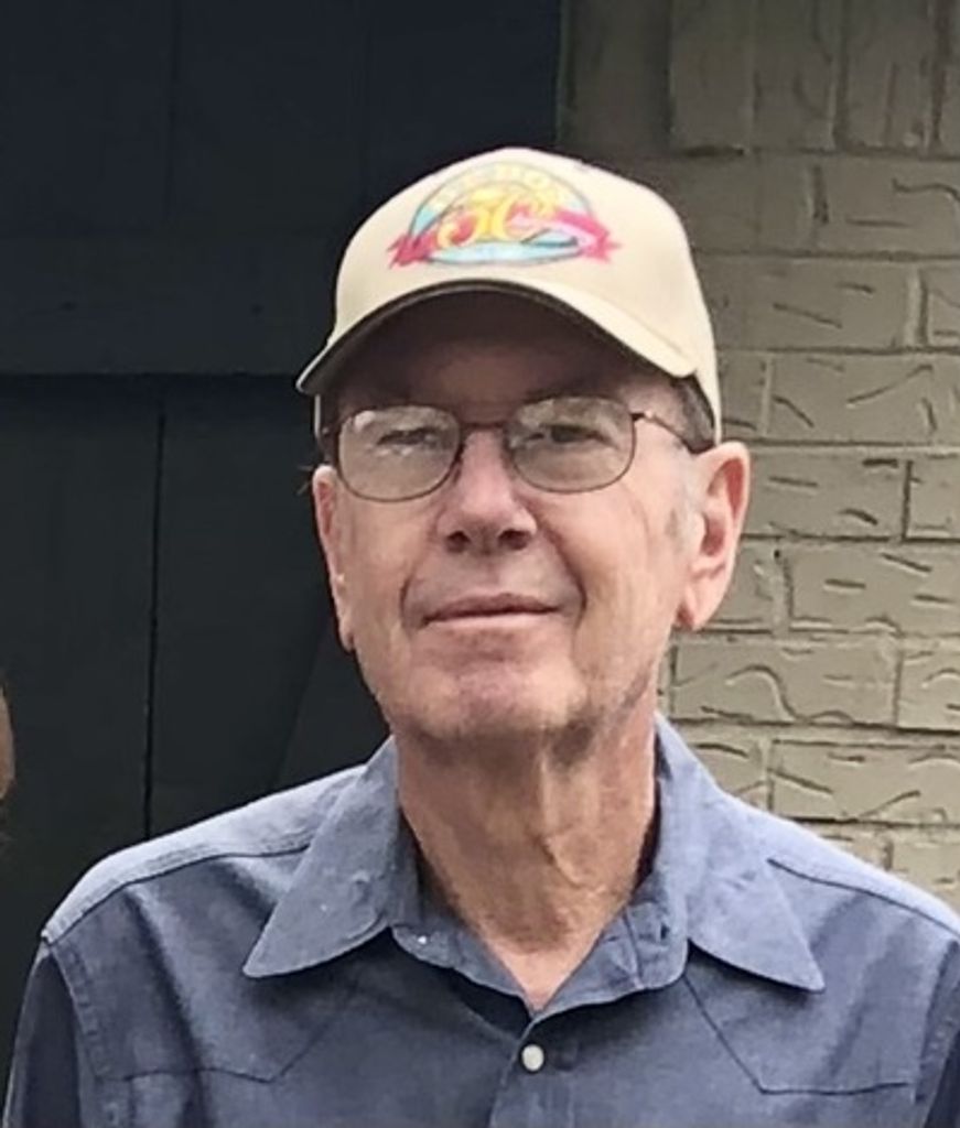 Alan David Hroza Profile Photo