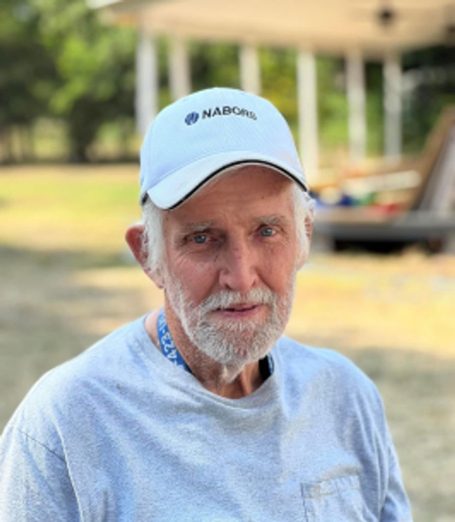 Robert Lewis Profile Photo