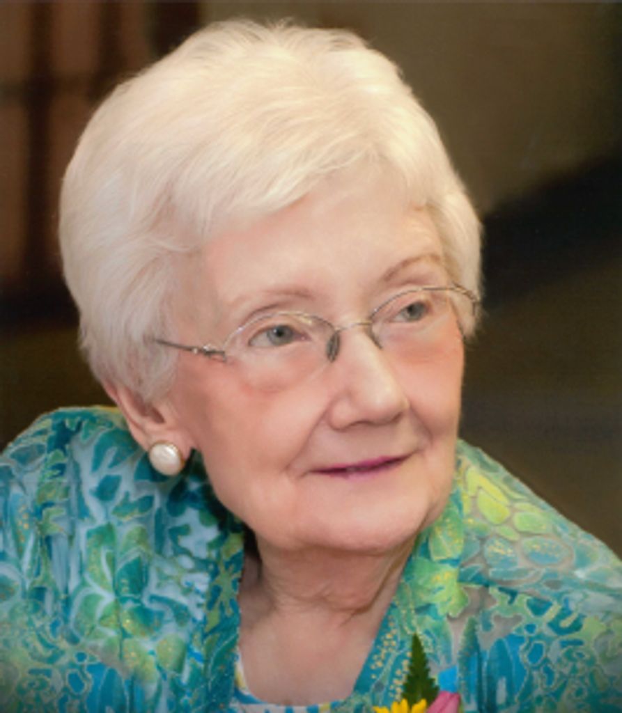Maxine Lyon Profile Photo
