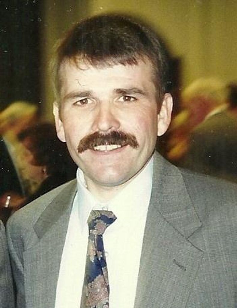 Michael Dean Roberts Profile Photo