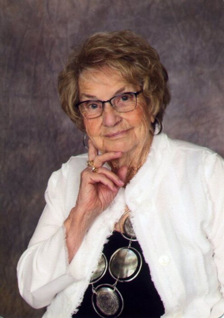 Shirley Marcene (Harr)  Reisdorfer Profile Photo