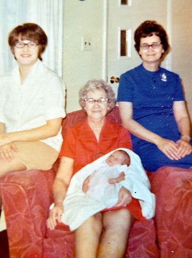 Patricia M. (Armstrong)  Fyffe photo gallery thumbnail 9 of 101