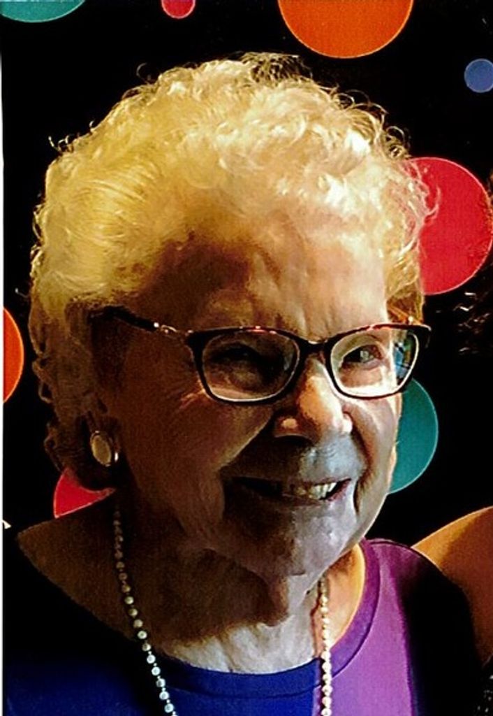 Marylou Scheutzow Profile Photo