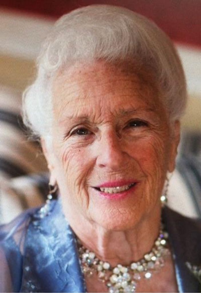 Kathryn "Kay" Lavette