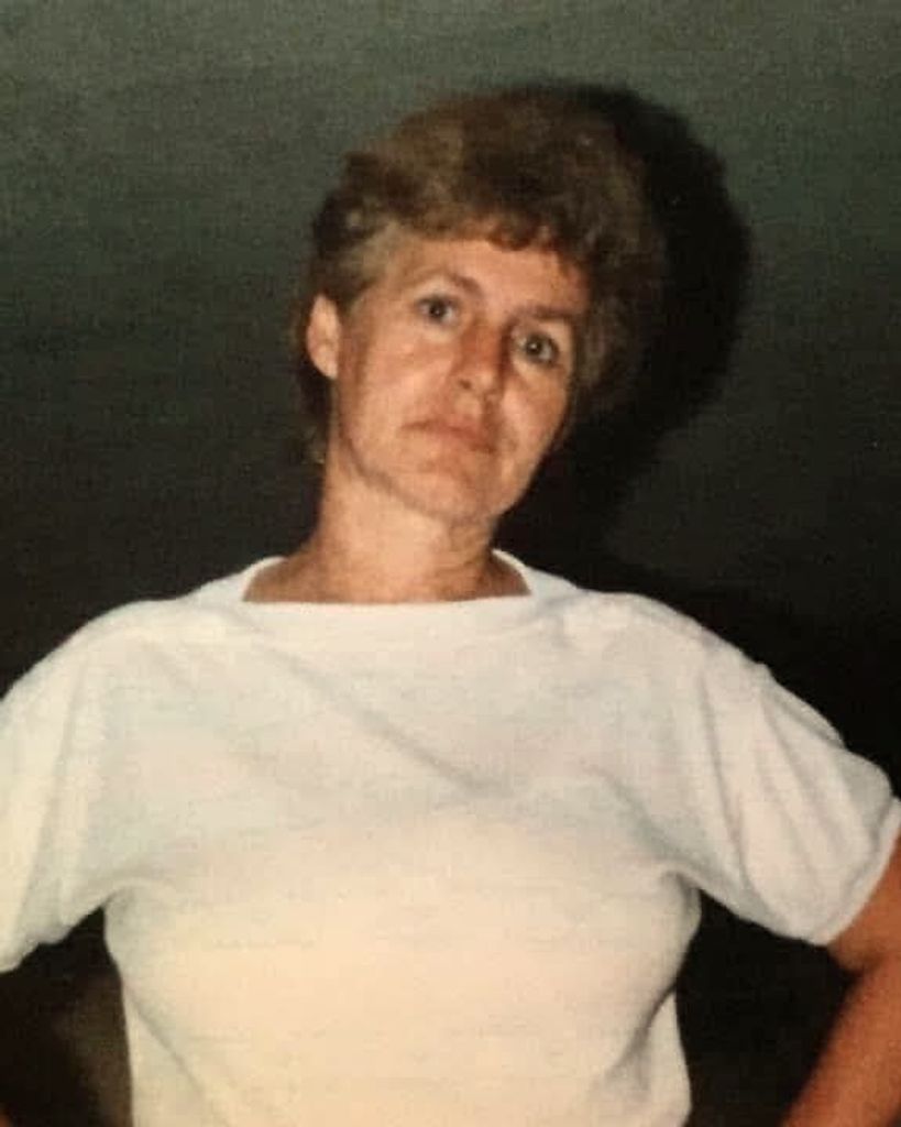 Betty L. KNAUER