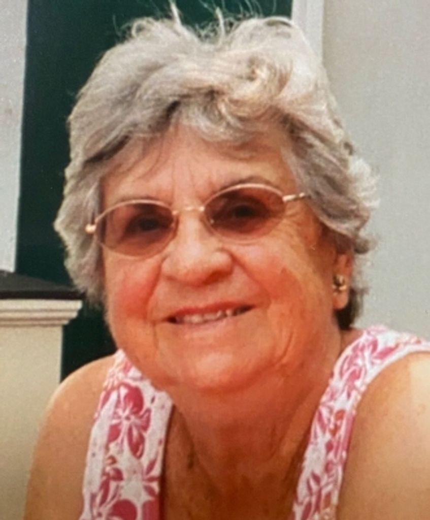Doris M Mckever