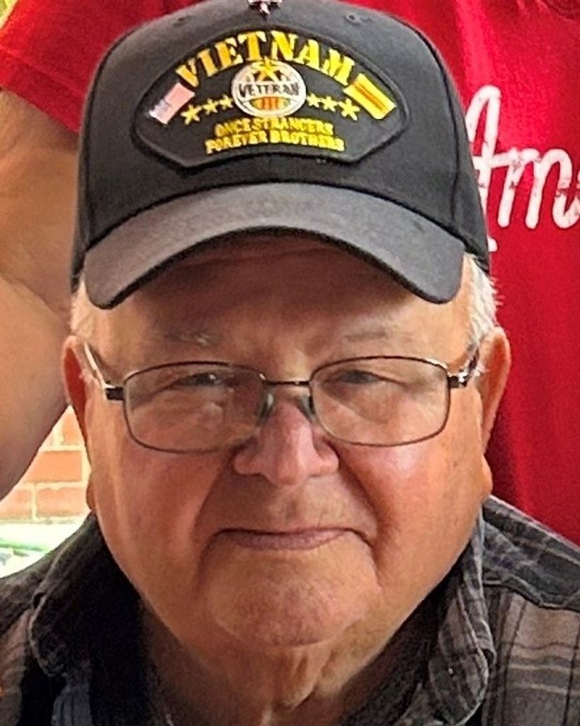 Raymond Zelazny Profile Photo