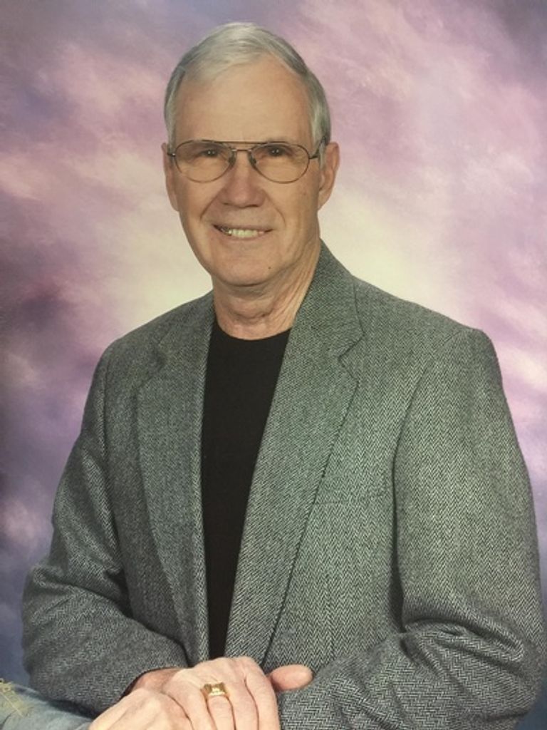Robert Lloyd Thomas