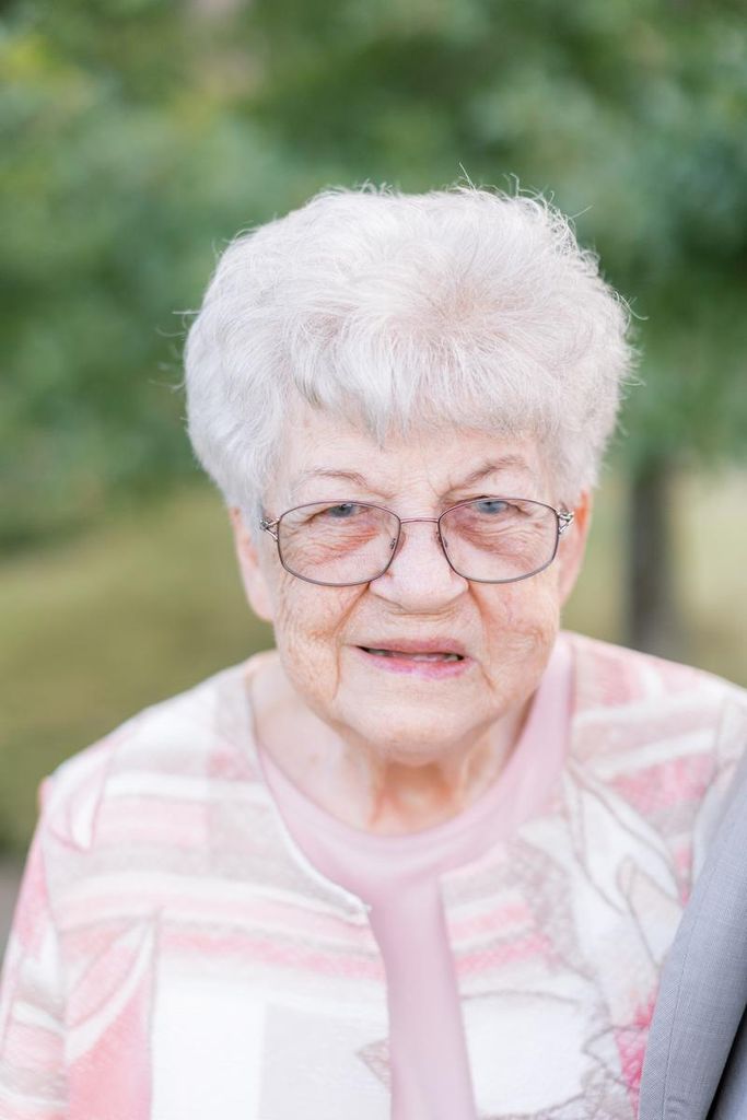 Frances Phillips Dix Profile Photo
