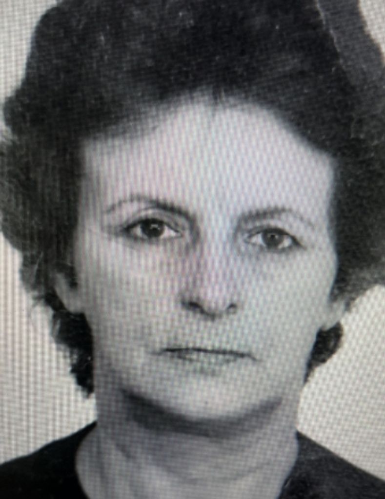 Maria D. Prados