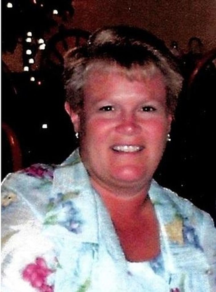 Joyce Lynn Mccammitt (Nee Radcliffe)