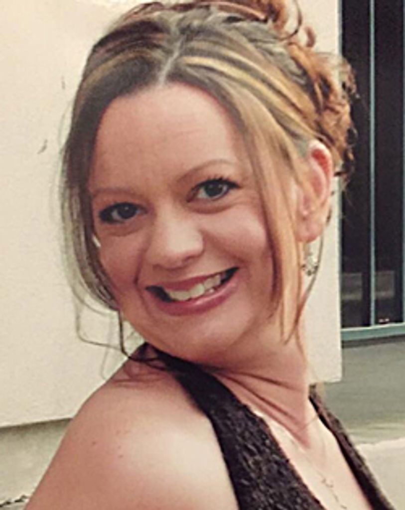Debra Garrett