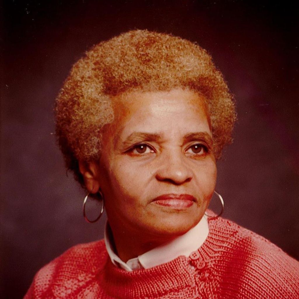 Pauline M Anderson
