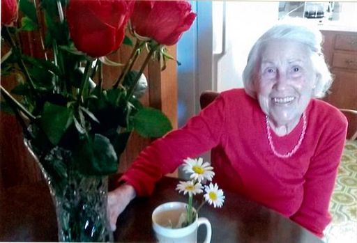 Evelyn Nichols Kirk photo gallery thumbnail 39 of 39