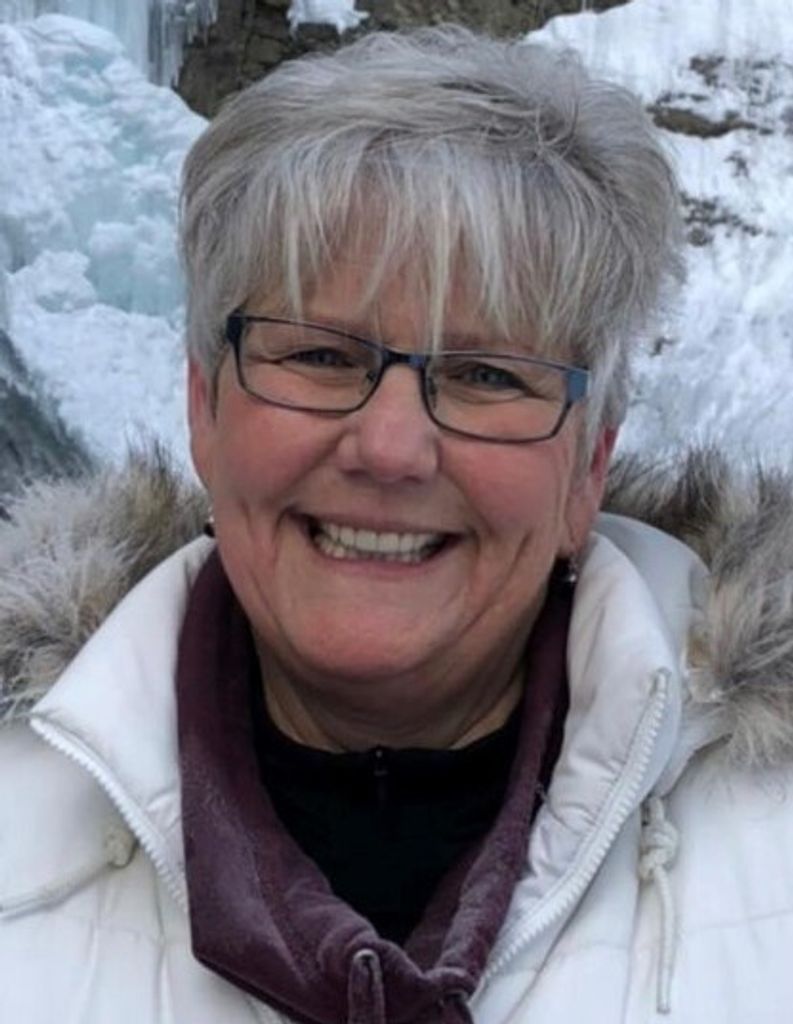 Lynn (Vanderzwan)  Knupp Profile Photo