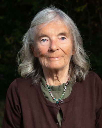 Klara H. McLeod's obituary image