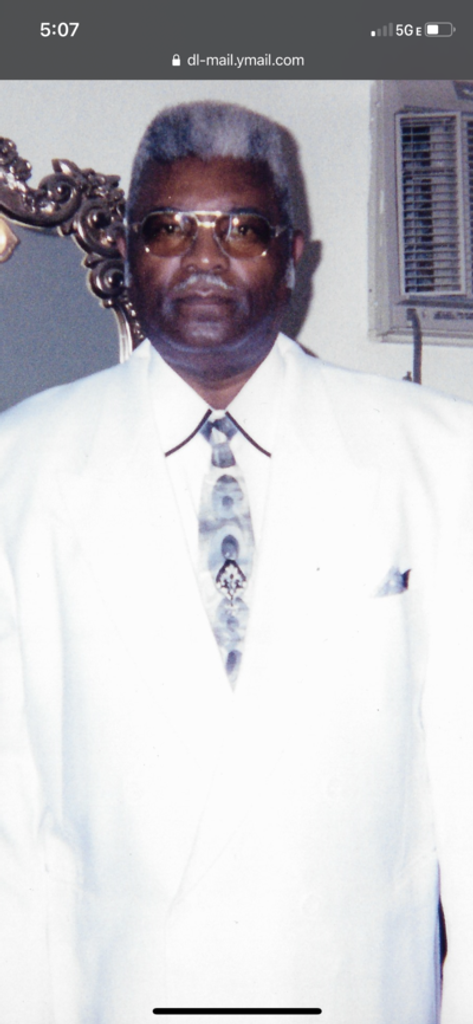 Lee Robinson, Jr.