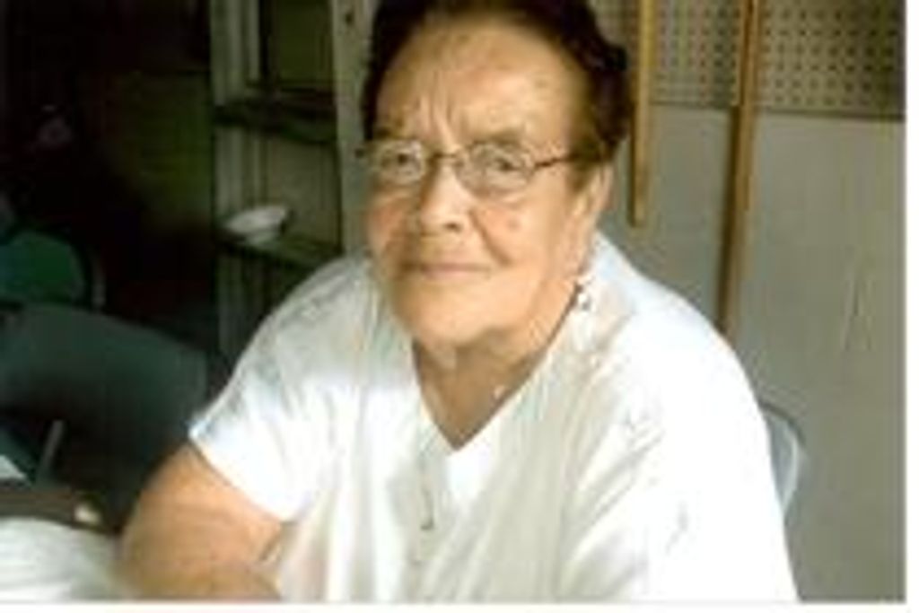 Evelia (Ceja)  Salinas