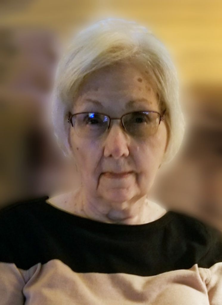 Lacy Elms Profile Photo
