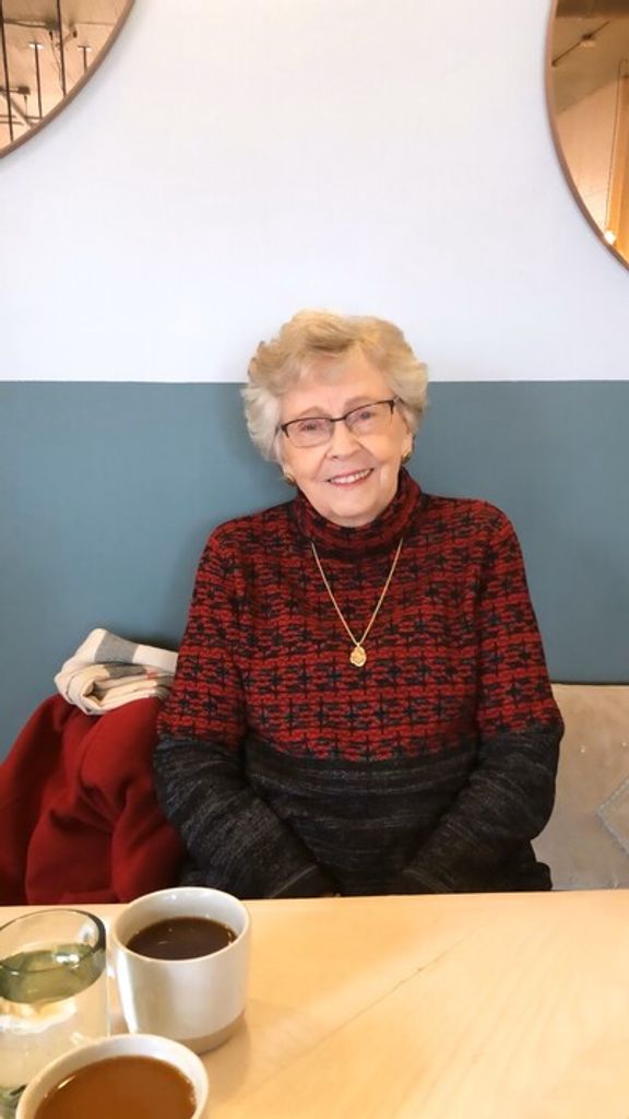 Nell Martin Profile Photo