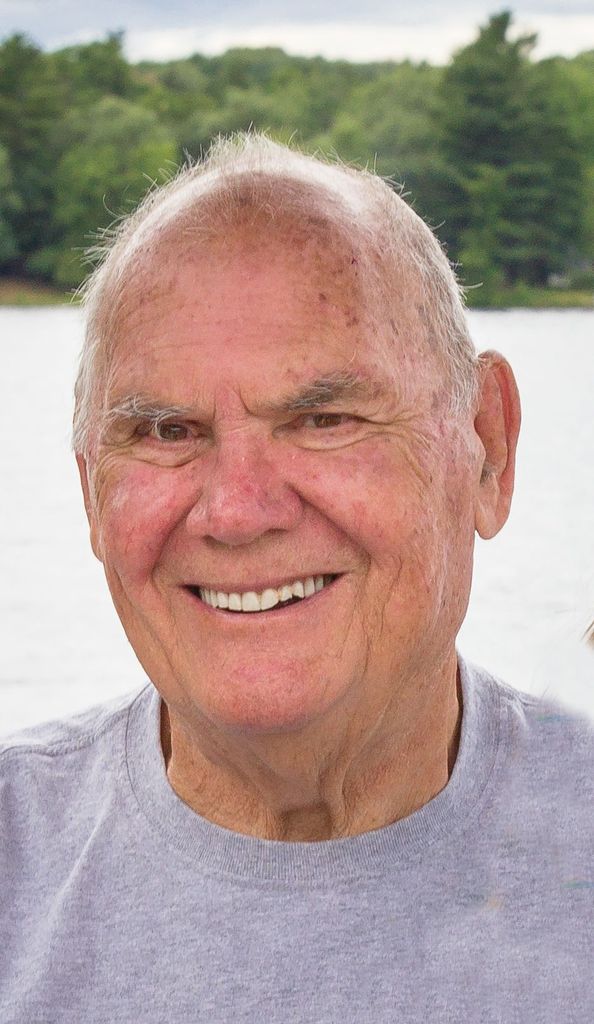 Robert "Bob" King