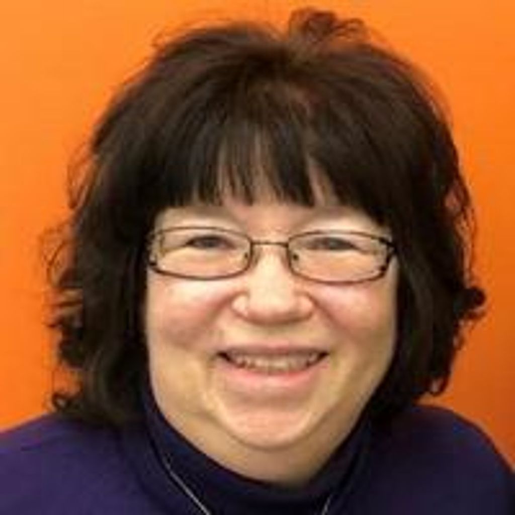 Lydia E. Hoeck