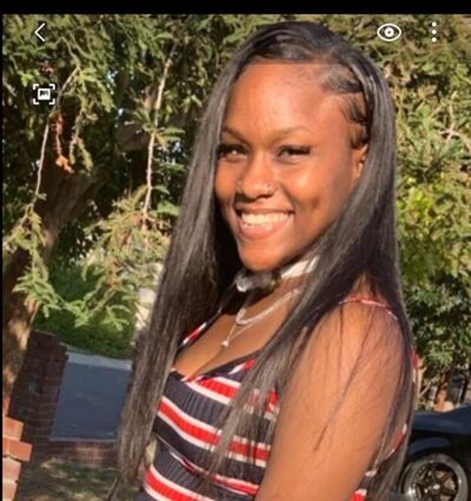 Dayonna Dawnyele Hickman Profile Photo