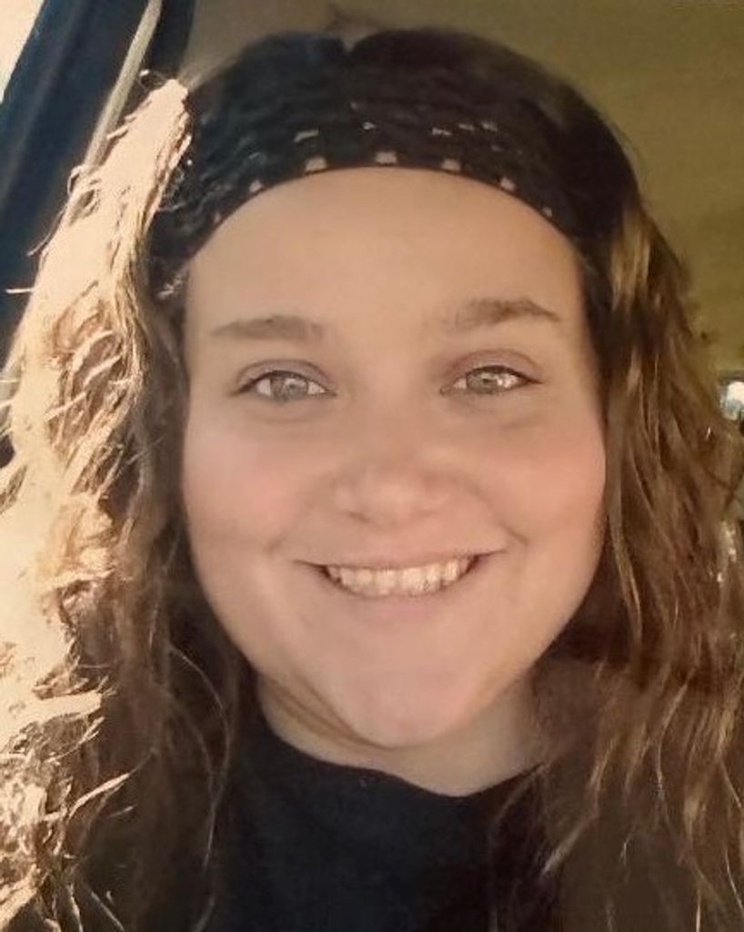 Stephanie Eggins Profile Photo